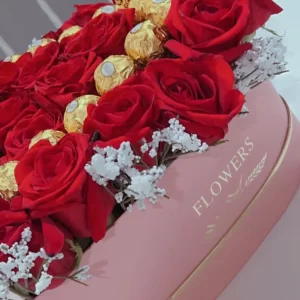 Pink and Gold Flower Box Extra Large size( 30 real fresh roses)