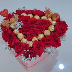 Joie De Fleur (24 Fresh Roses)